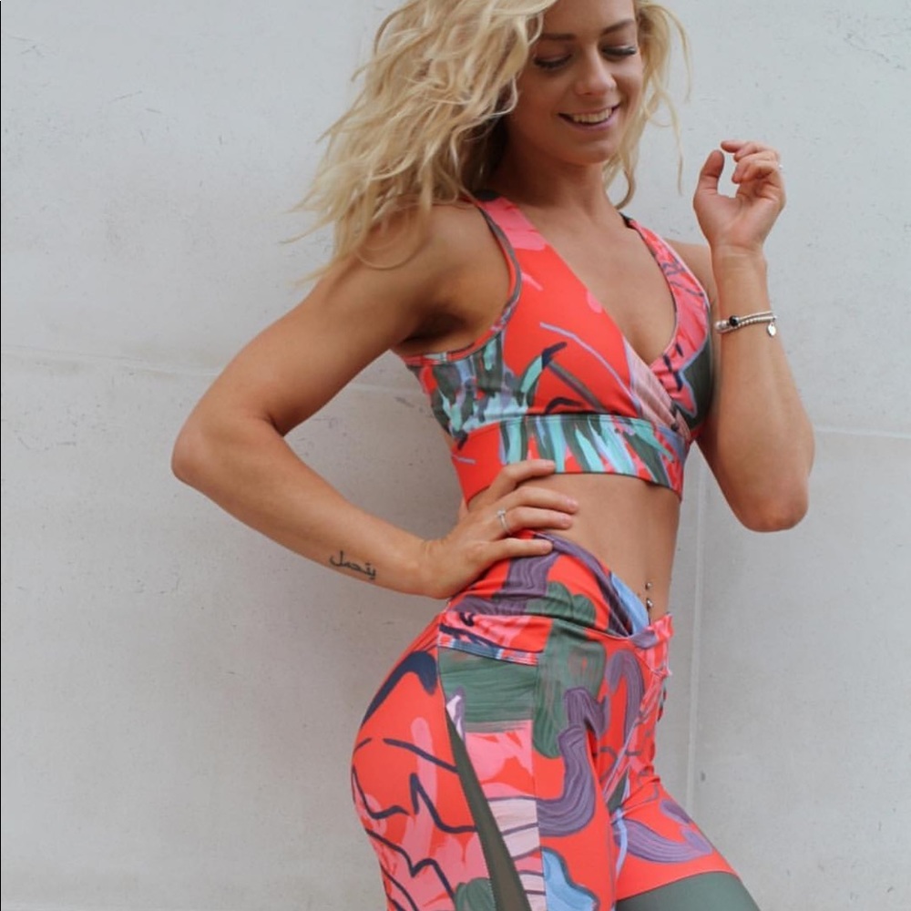 XS Nikki B season 2 Gymshark Cross Back Sports Bra